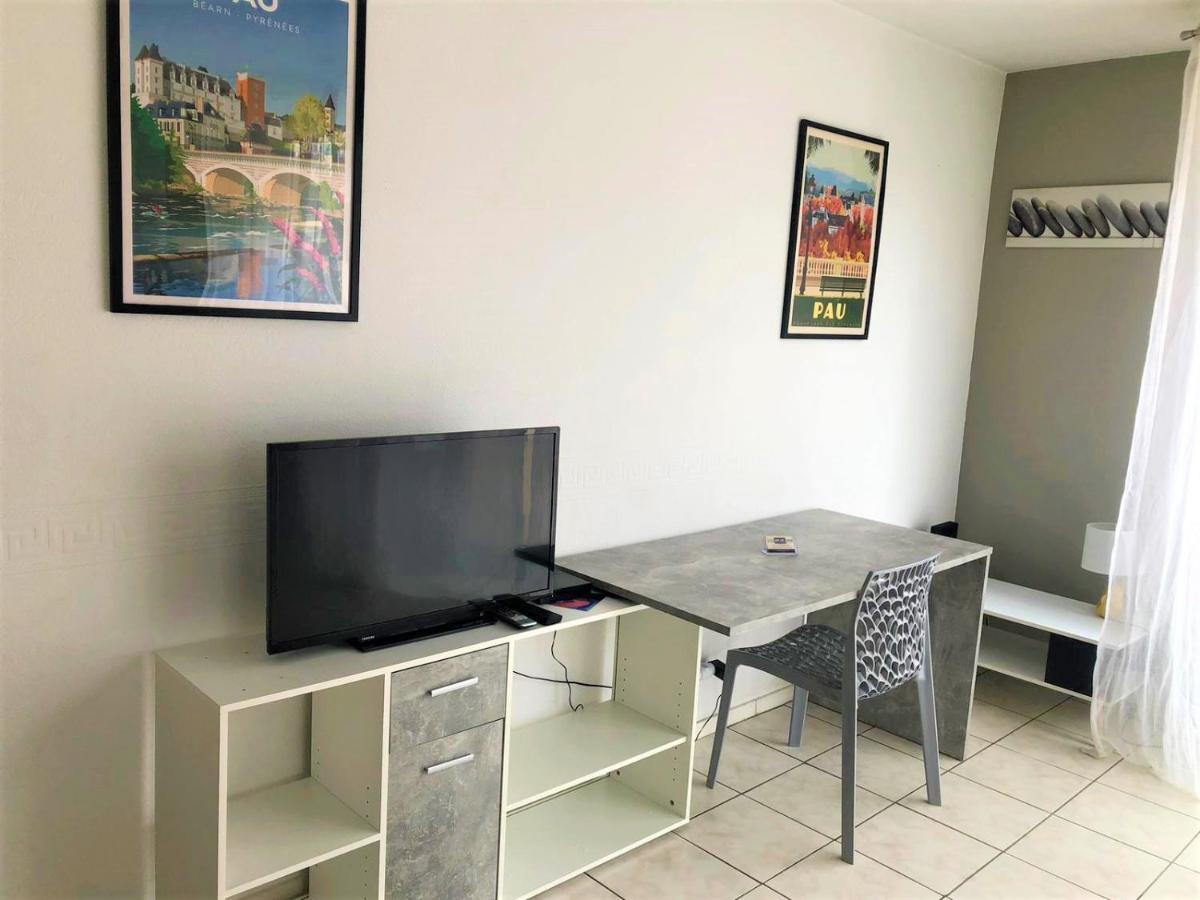 Apartamento Le Petit Loup Palois - Terrasse & Wifi Fibre Pau Exterior foto